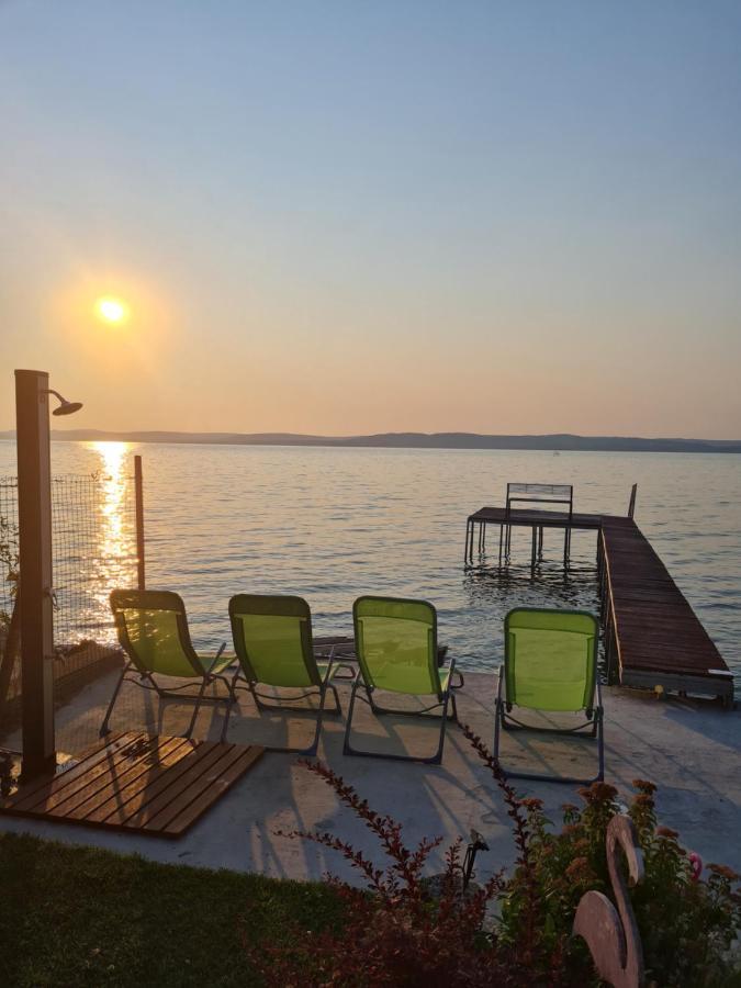 Flamingo Apartman Балатонсарсо Экстерьер фото